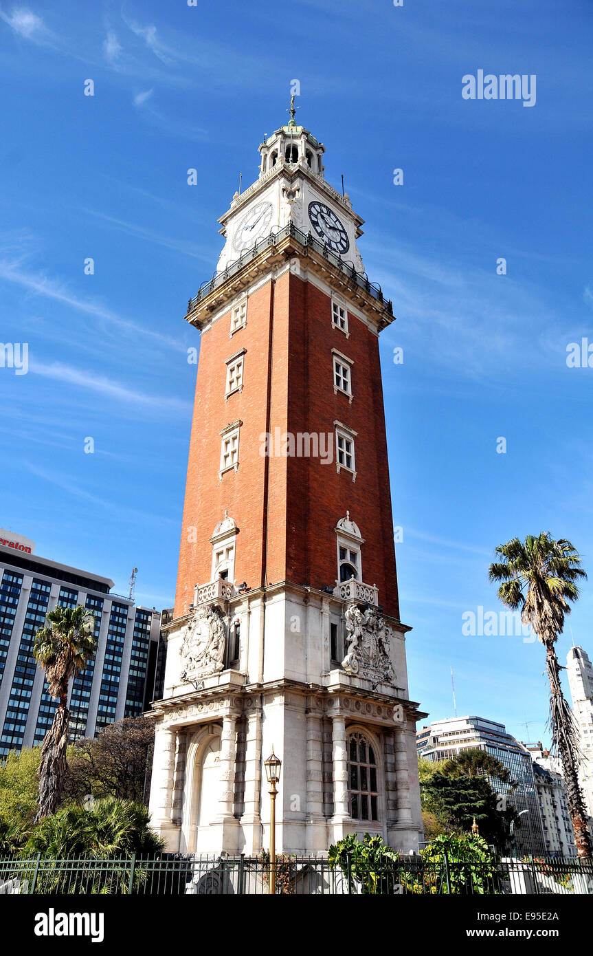 Torre Monumental (Torre de los Ingleses - English tower) and Retiro railway  station, Buenos Aires, Argentina Stock Photo - Alamy