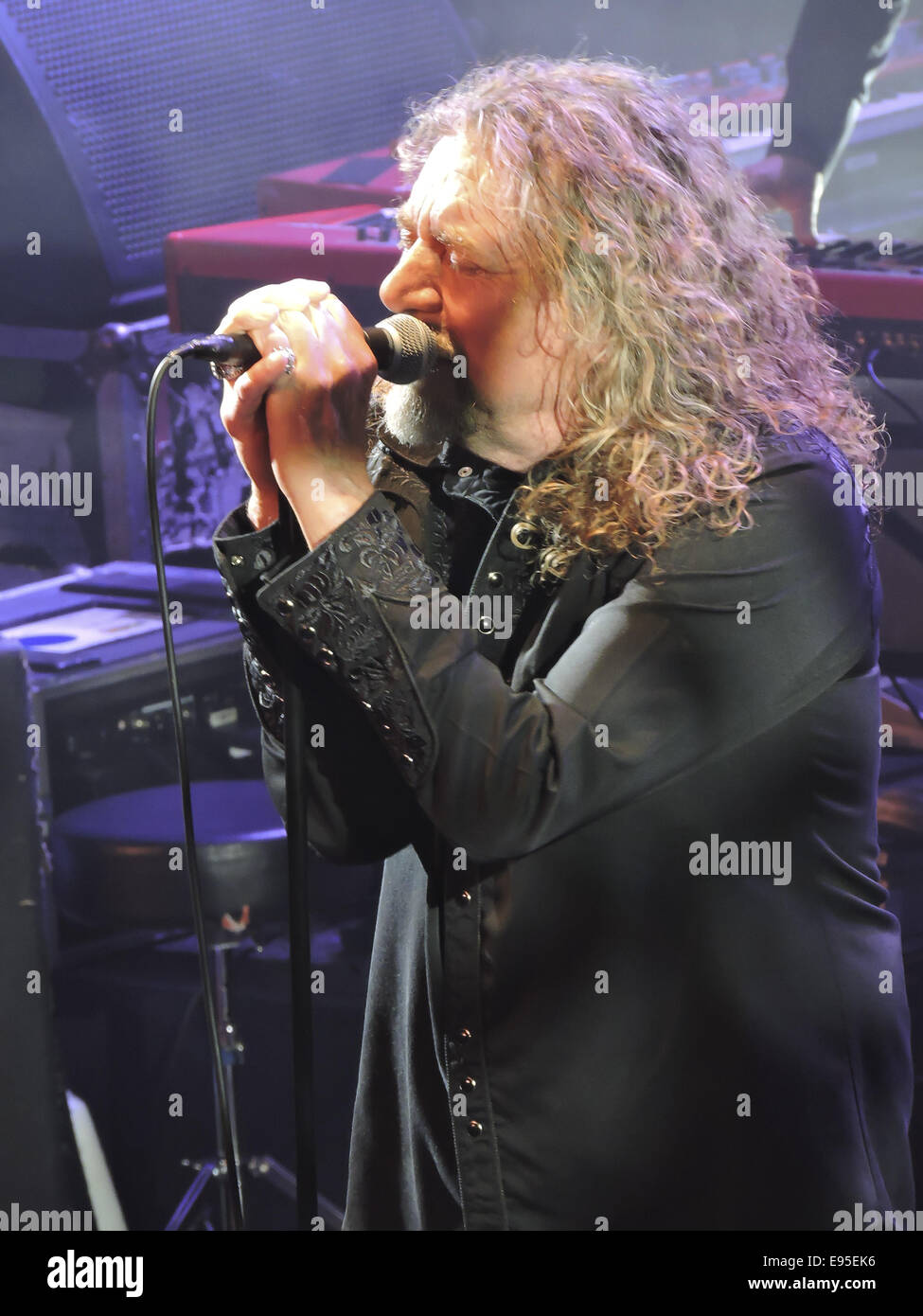 Brooklyn, NY, USA. 27th Sep, 2014. Robert Plant performing