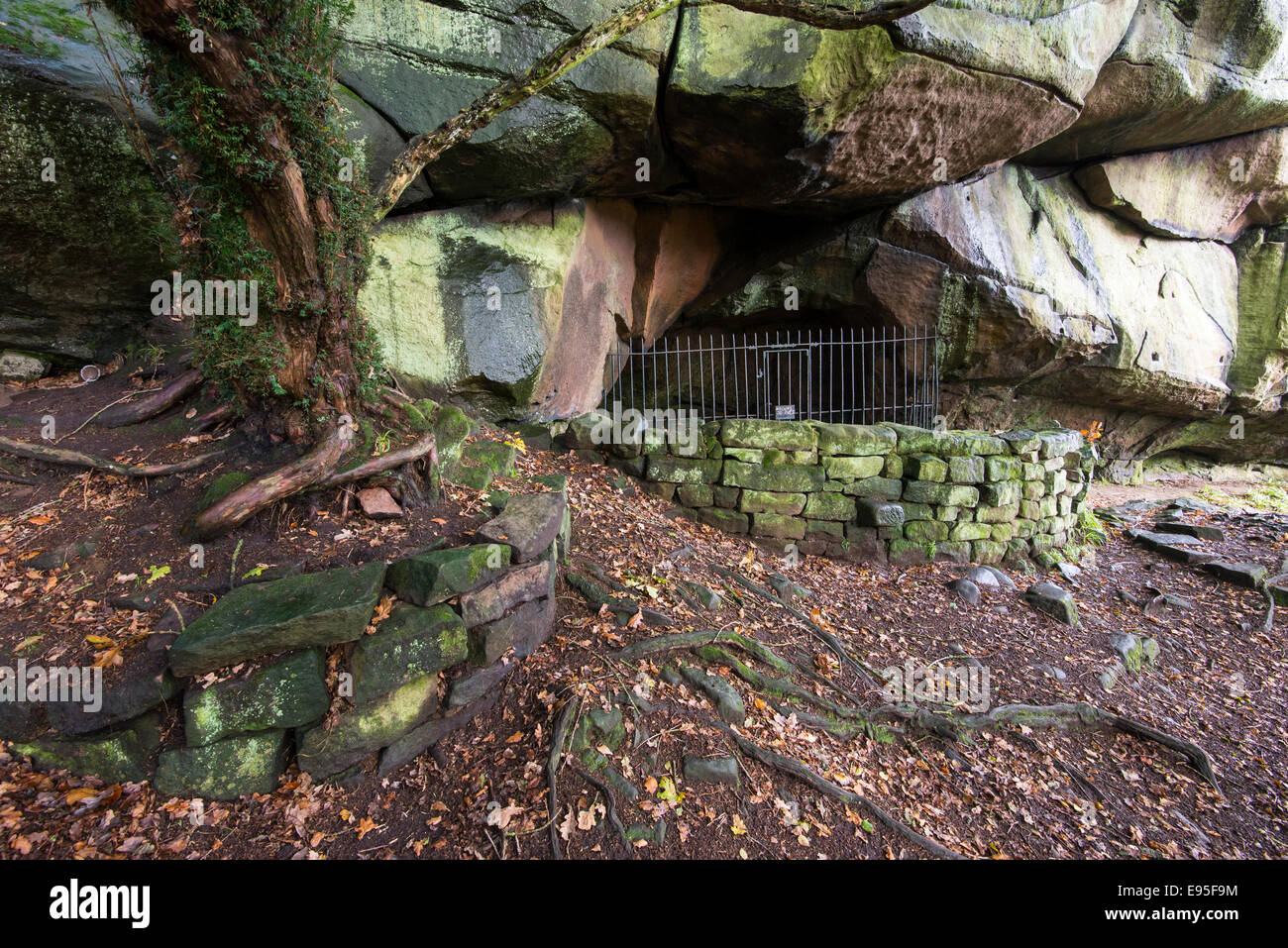 Hermits cave below Cratcliffe Tor in the Peak District, Derbyshire, England. Stock Photo