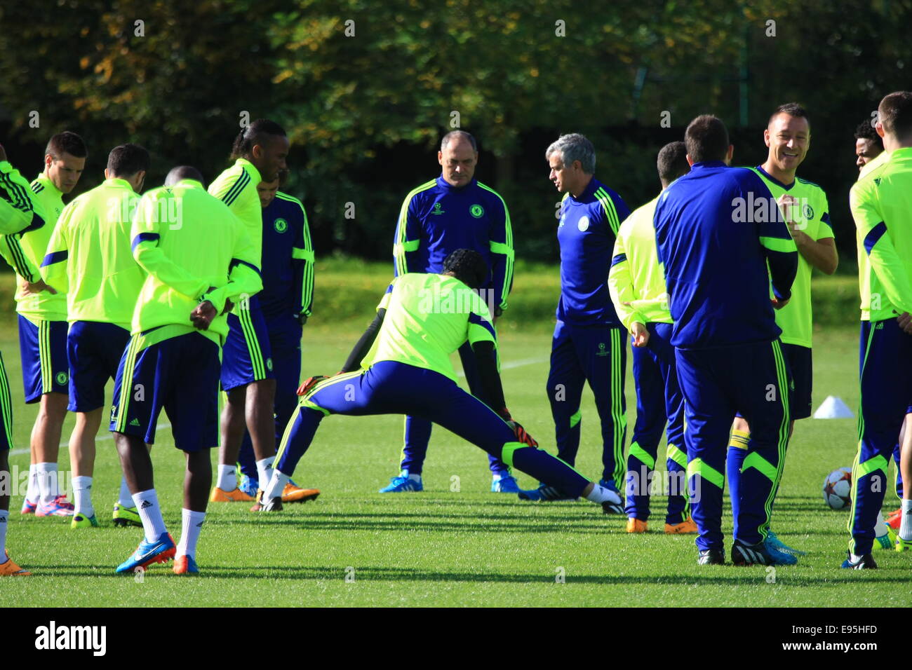 Club deals chelsea train