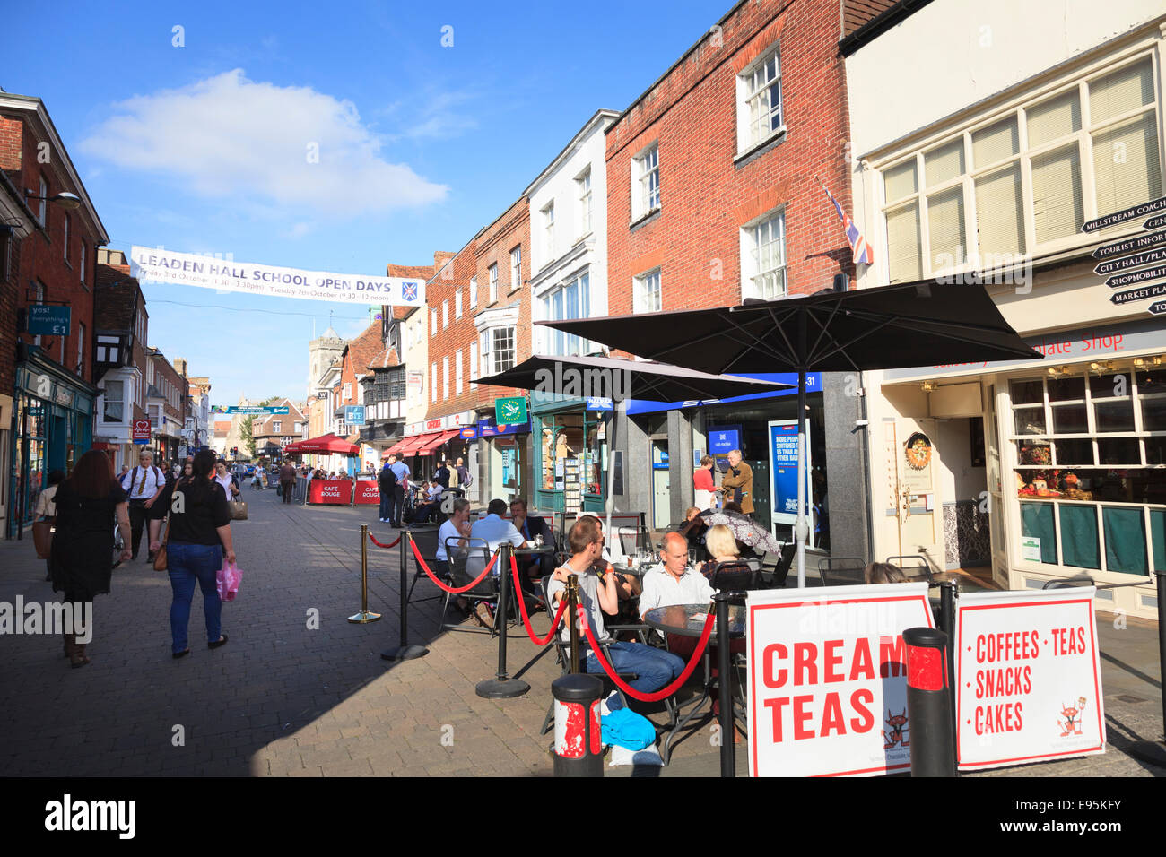 Salisbury High Street pedestrian zone with street cafe Stock Photo Alamy