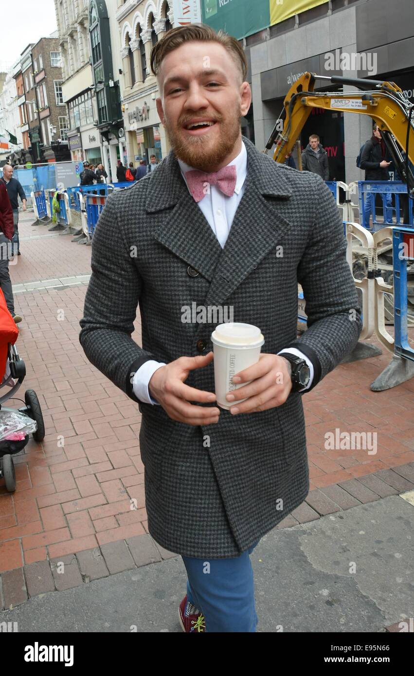 Fashion conscious UFC superstar Conor McGregor must have not felt dapper  enough out-and-about on Grafton Street today. After being spotted by a  photographer, minutes later he was seen again but with the