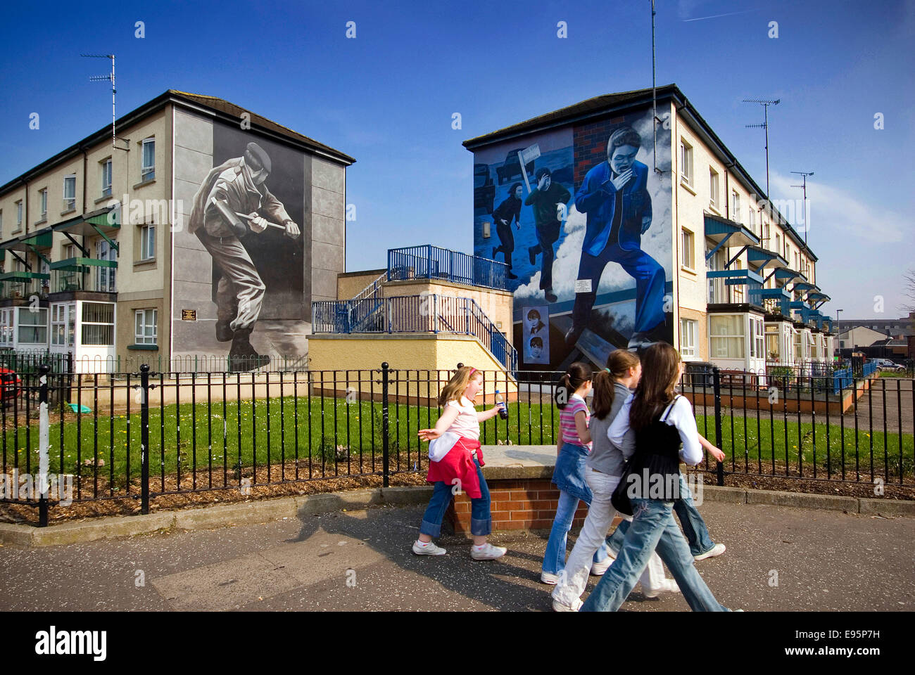 Political murals, bogside, Derry, co. Londonderry Stock Photo