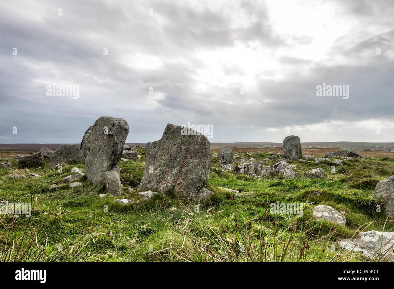 Steinacleit Ancient Stone Circle or Chambered Cairn Near Loch an Duin, Shader, Isle of Lewis Scotland Stock Photo