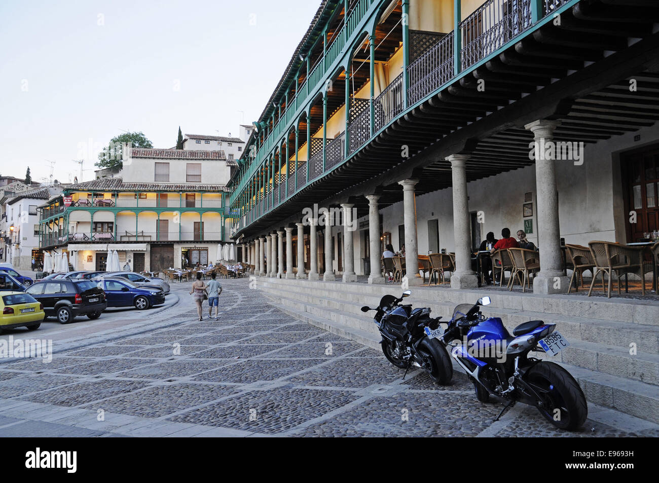 Plaza mayor madrid arcade hi-res stock photography and images - Alamy