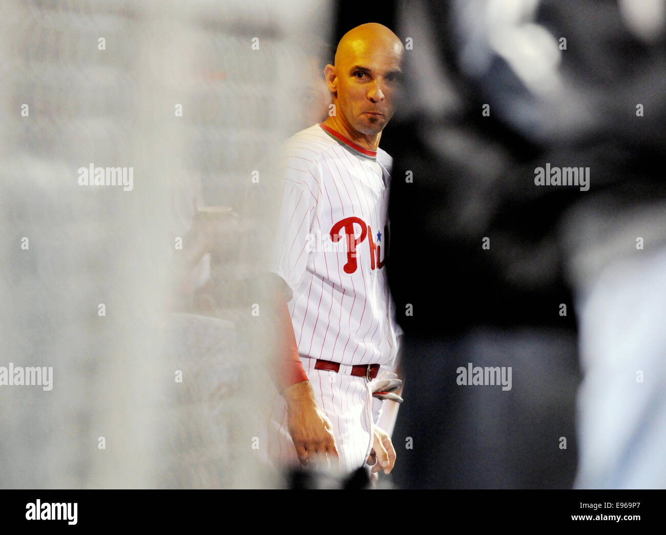 Philadelphia Phillies Raúl Ibáñez in the dogout at Citizens Bank Park in Philadelphia in 2009. Stock Photo