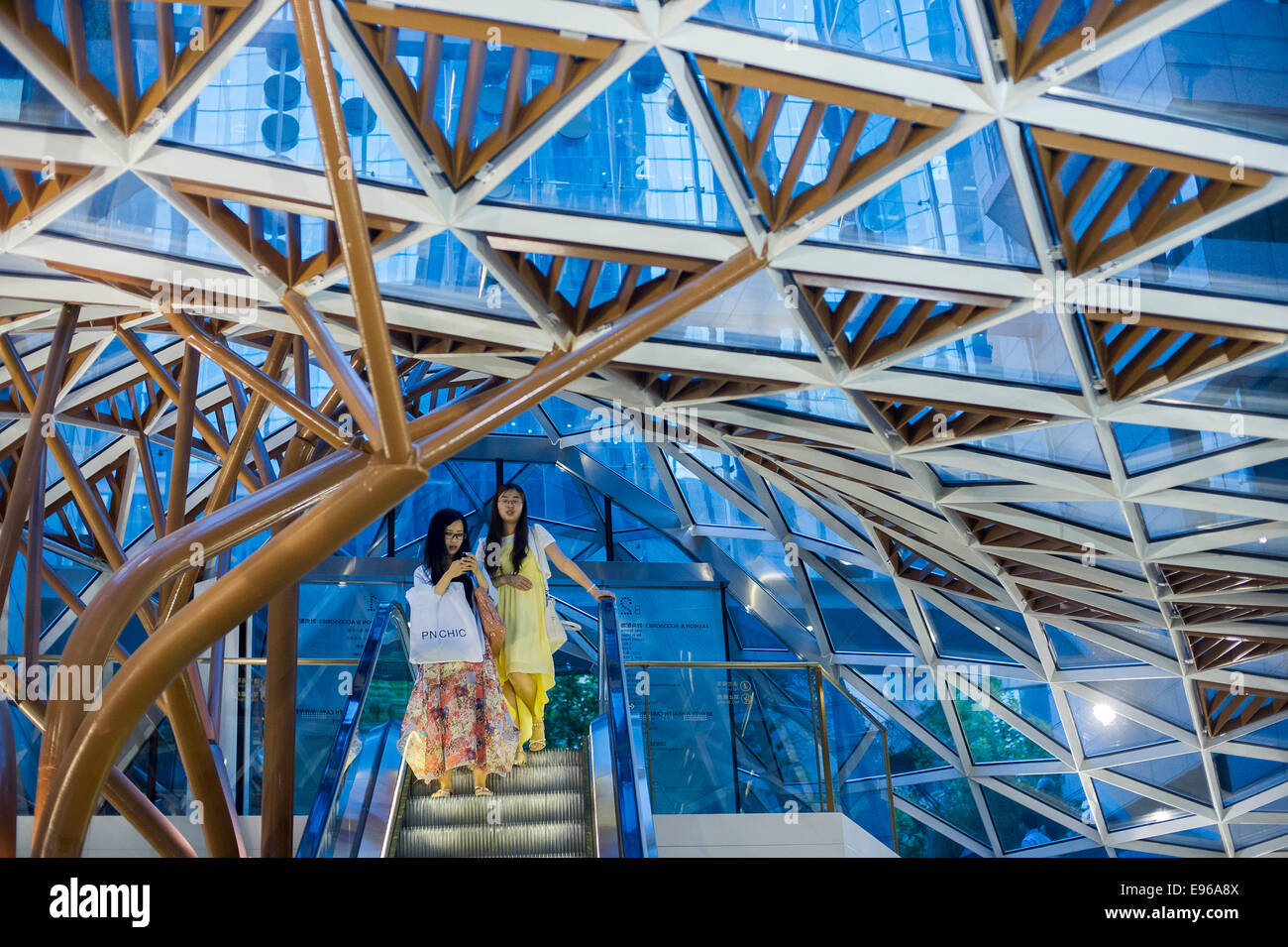 FILE--Customers enter the K11 Art Mall in Shanghai, China, 10