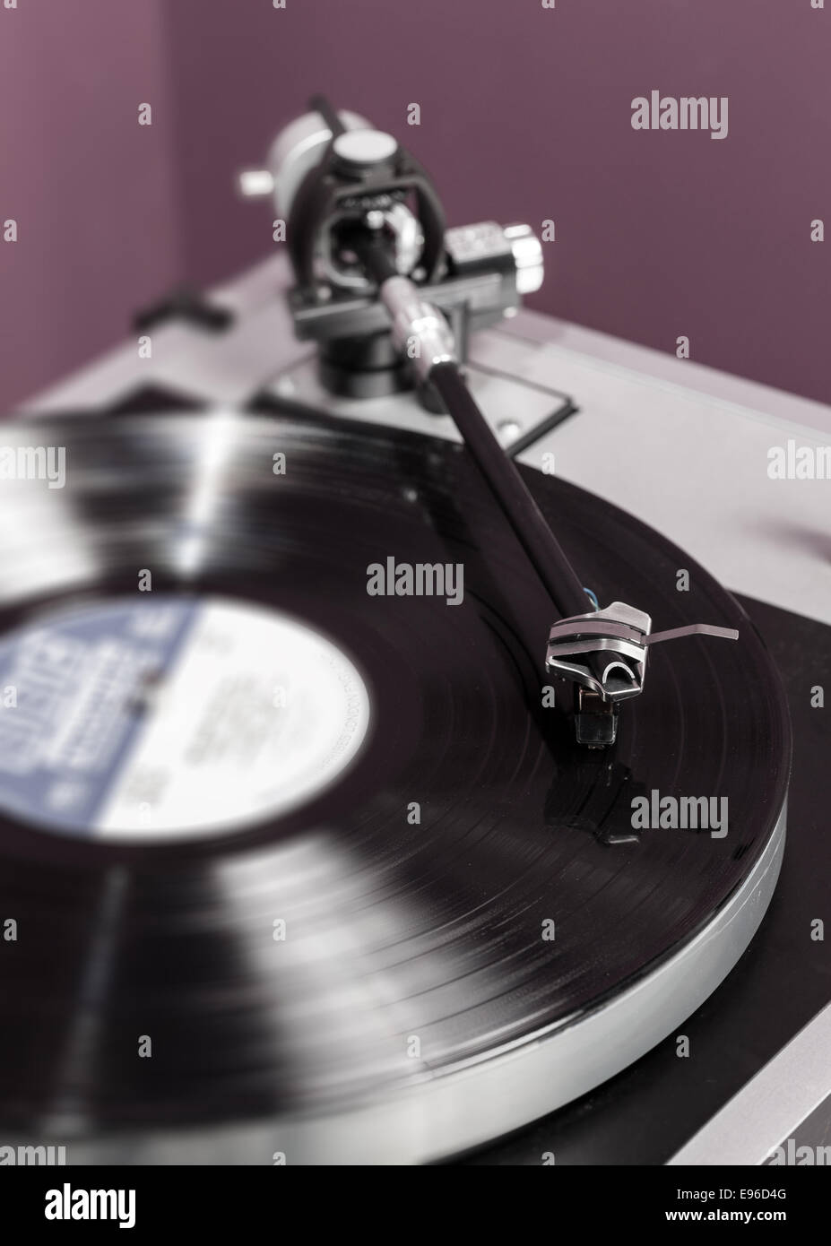 Vinyl analog record player cartridge and LP Stock Photo