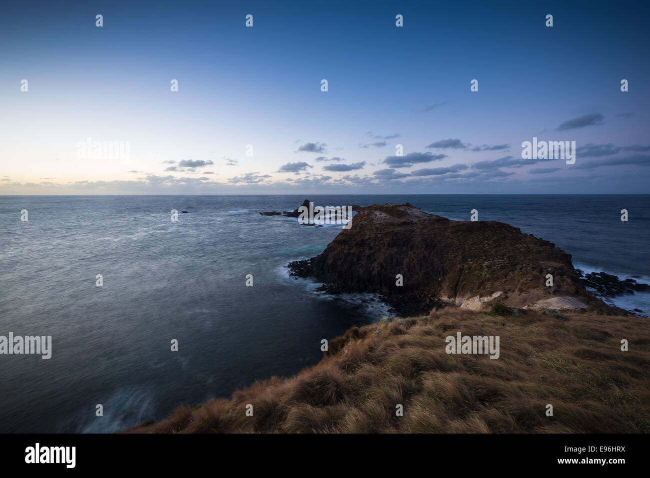 File Island Pyramid Pyramid Rock, Phillip Island at dawn Stock Photo - Alamy