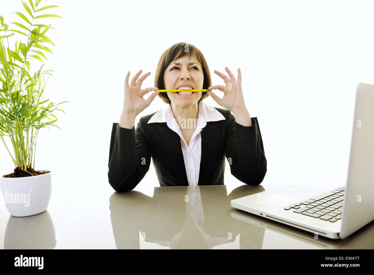 business woman working on laptop Stock Photo - Alamy
