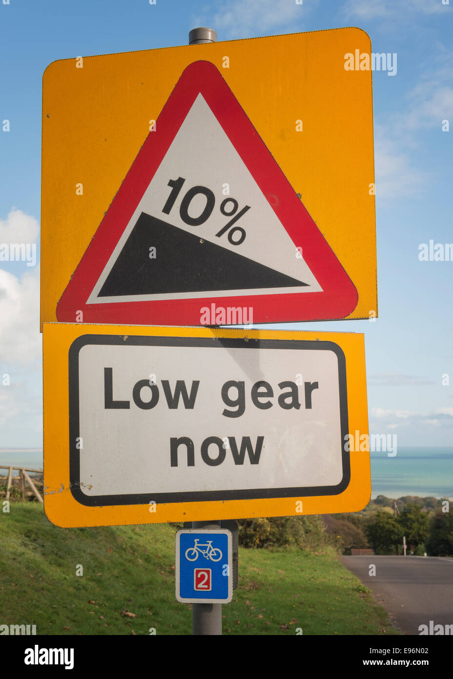 Low Gear Warning Road Sign High Resolution Stock Photography And Images Alamy