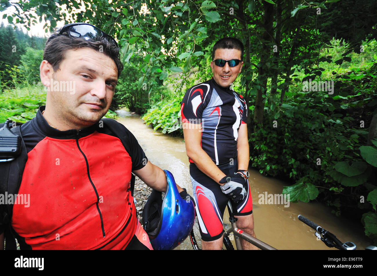 travel on a mountain bike