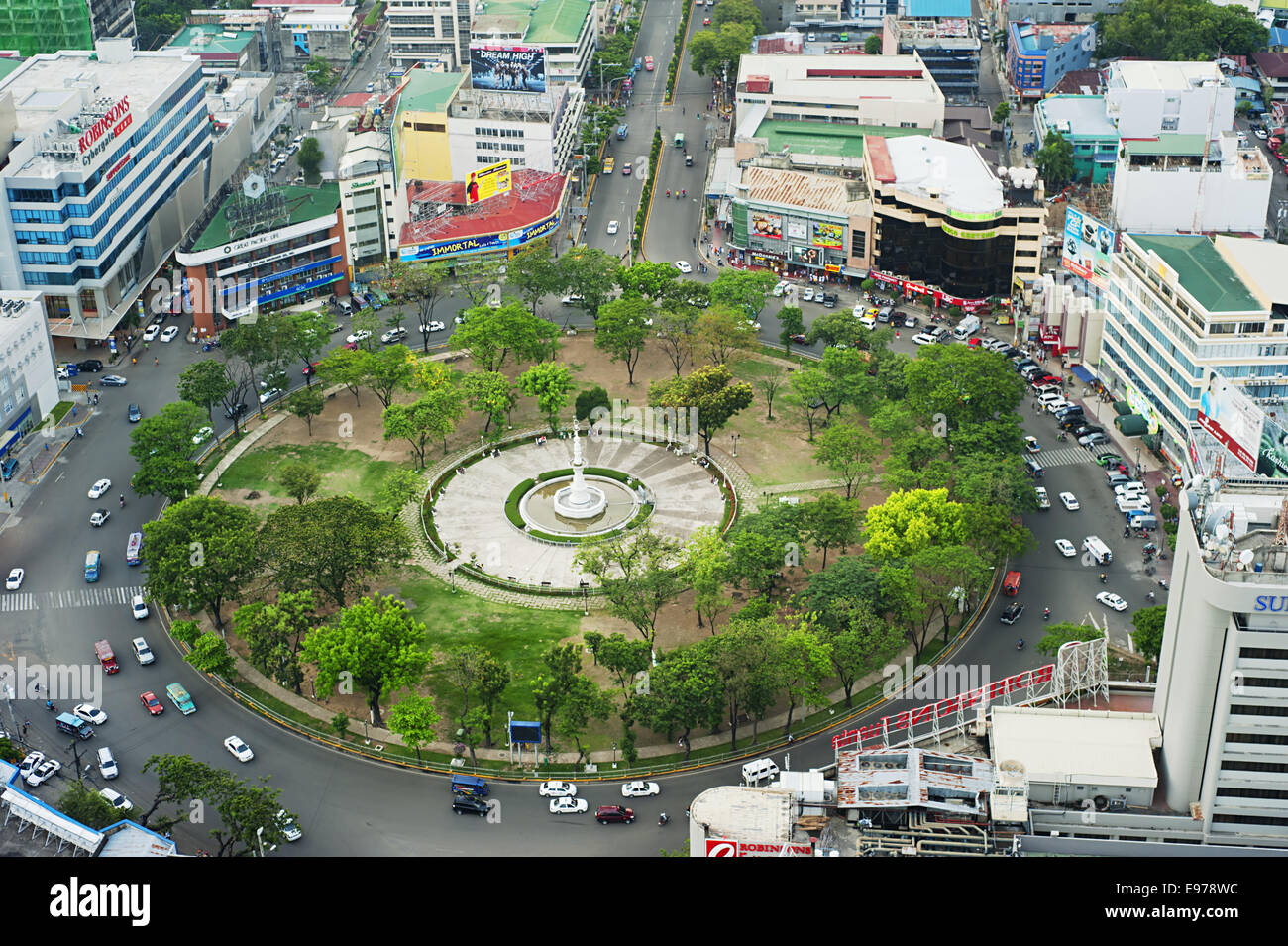 Osmena circle fuente cebu city hi-res stock photography and images - Alamy