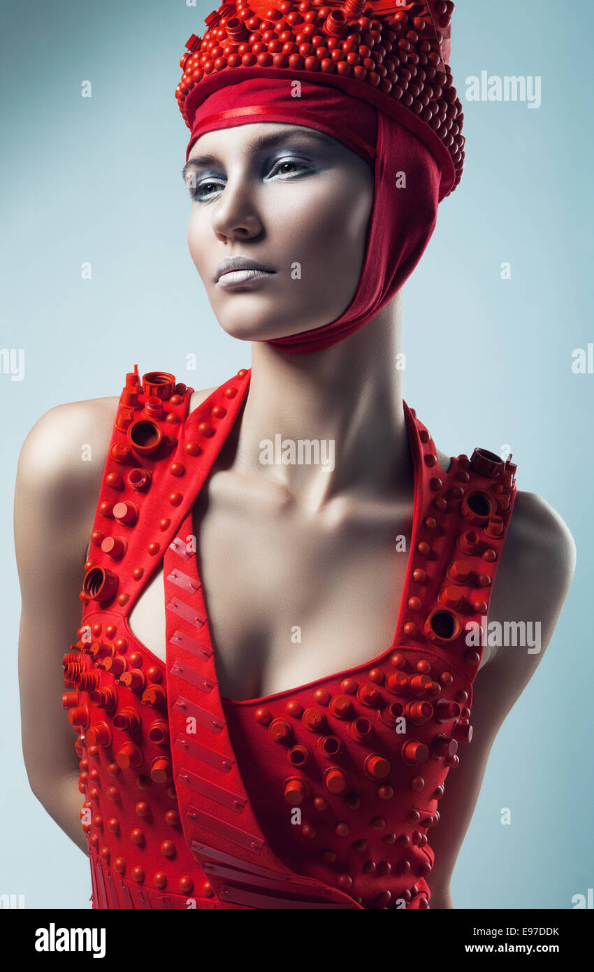 Woman with earrings hi-res stock photography and images - Alamy