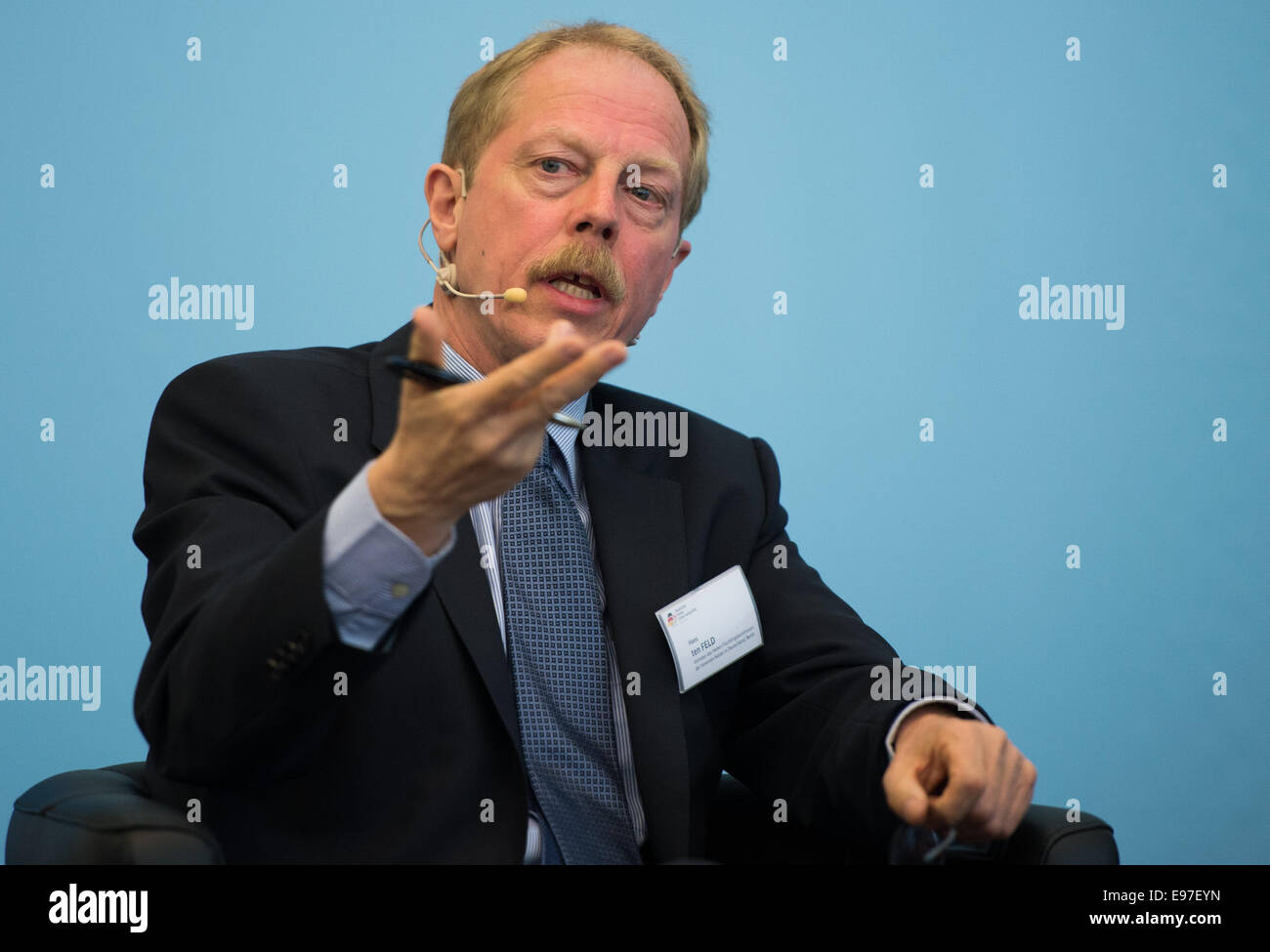 The representative of the UN High Commissioner for Refugees (UNHCR), Hans ten Feld, ends the German Forum on Security Policy in Berlin, Germany, 6 October 2014. Photo: Lukas Schulze/dpa Stock Photo