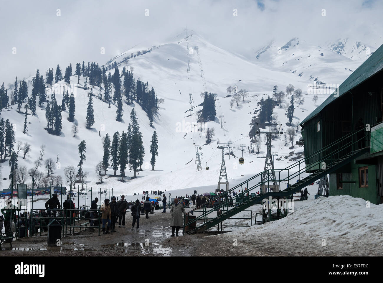 gulmarg gondala; gulmarg has the longest and highest cable car in india