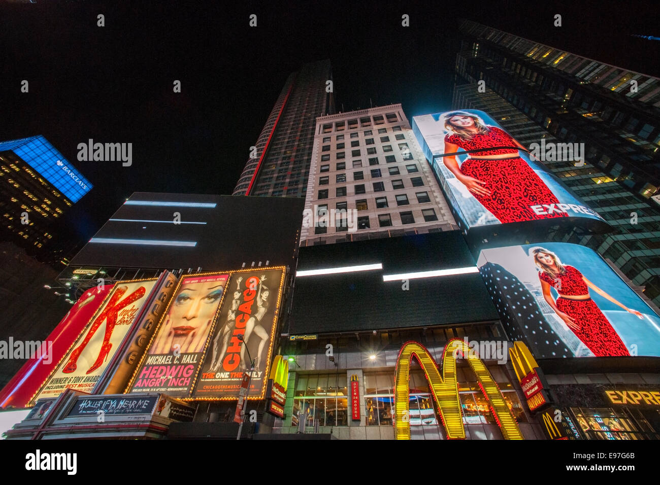 "test pattern (times square)" by the artist Ryoji Ikeda is performed in