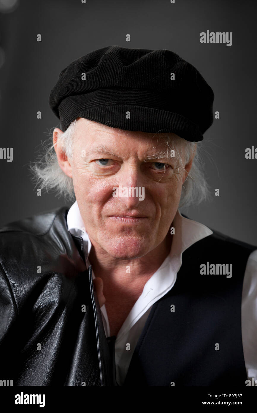 Martin Newell, singer, guitarist, songwriter, poet and author, at the Edinburgh International Book Festival. 2014 Stock Photo