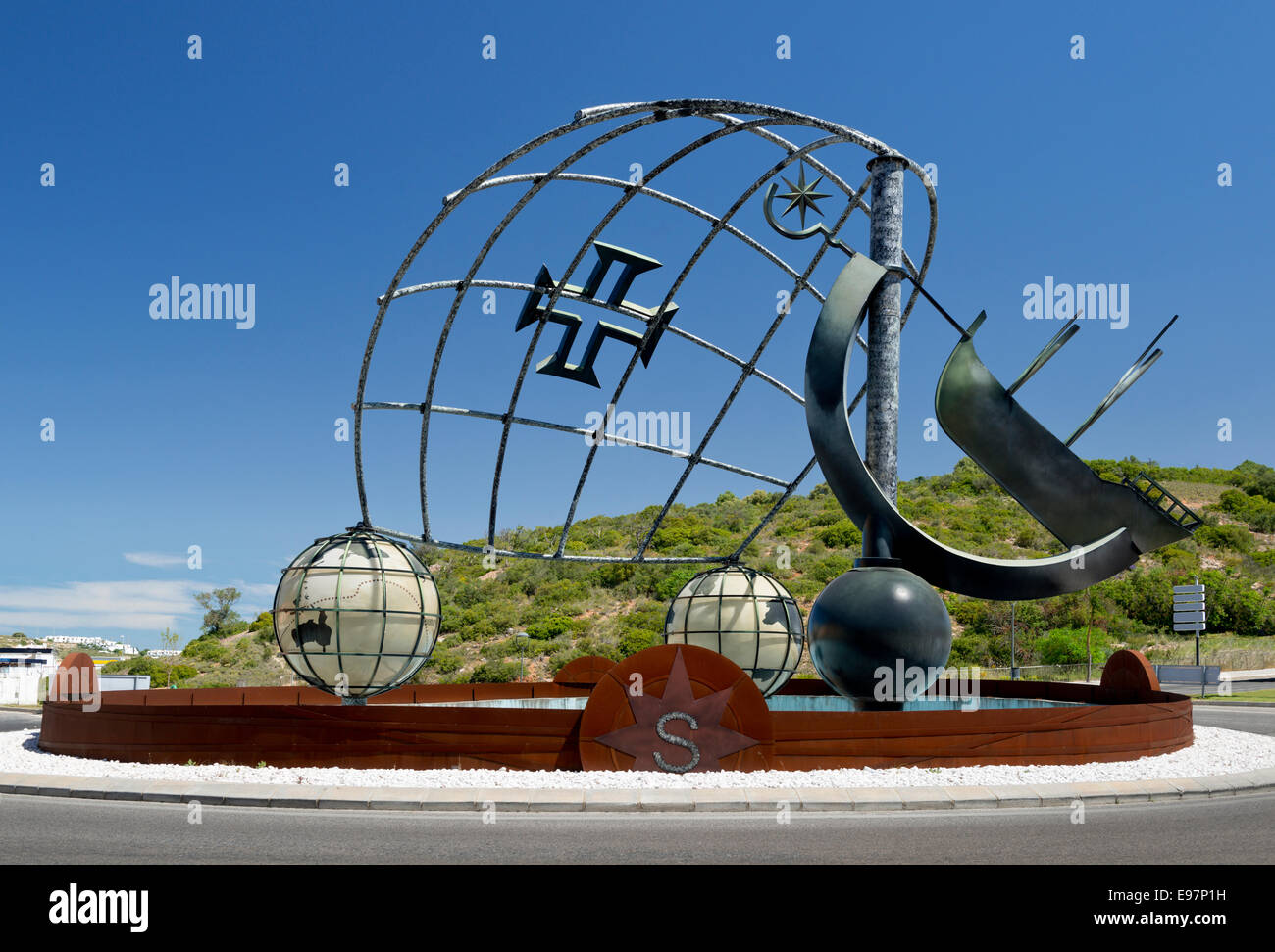 Portugal, the Algarve, one of the Albufeira roundabouts representing