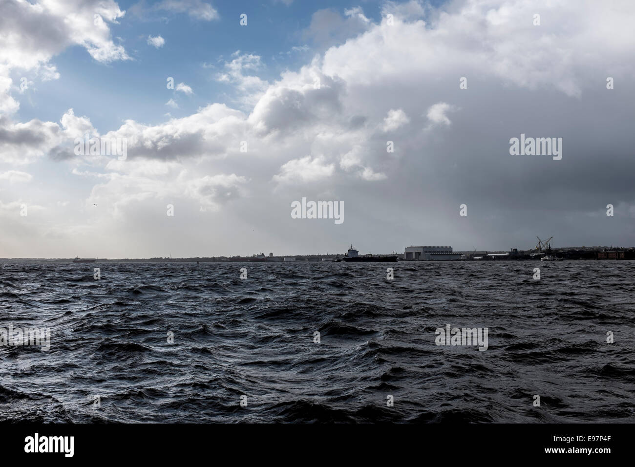 Stormy Waters of the River Mersey, Liverpool, UK. Looking across the river towards Birkenhead Stock Photo