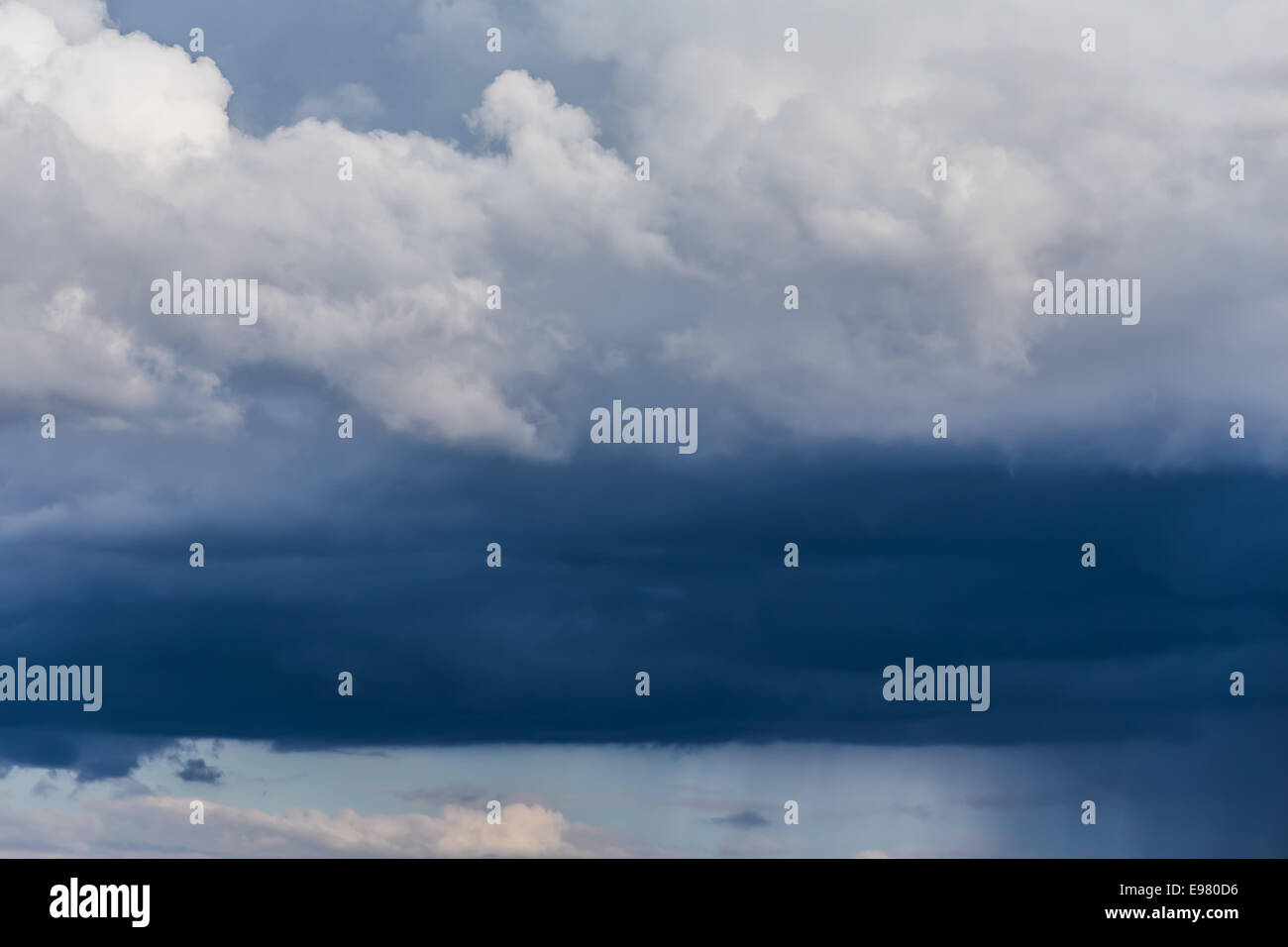 dark storm clouds just before the rain Stock Photo - Alamy