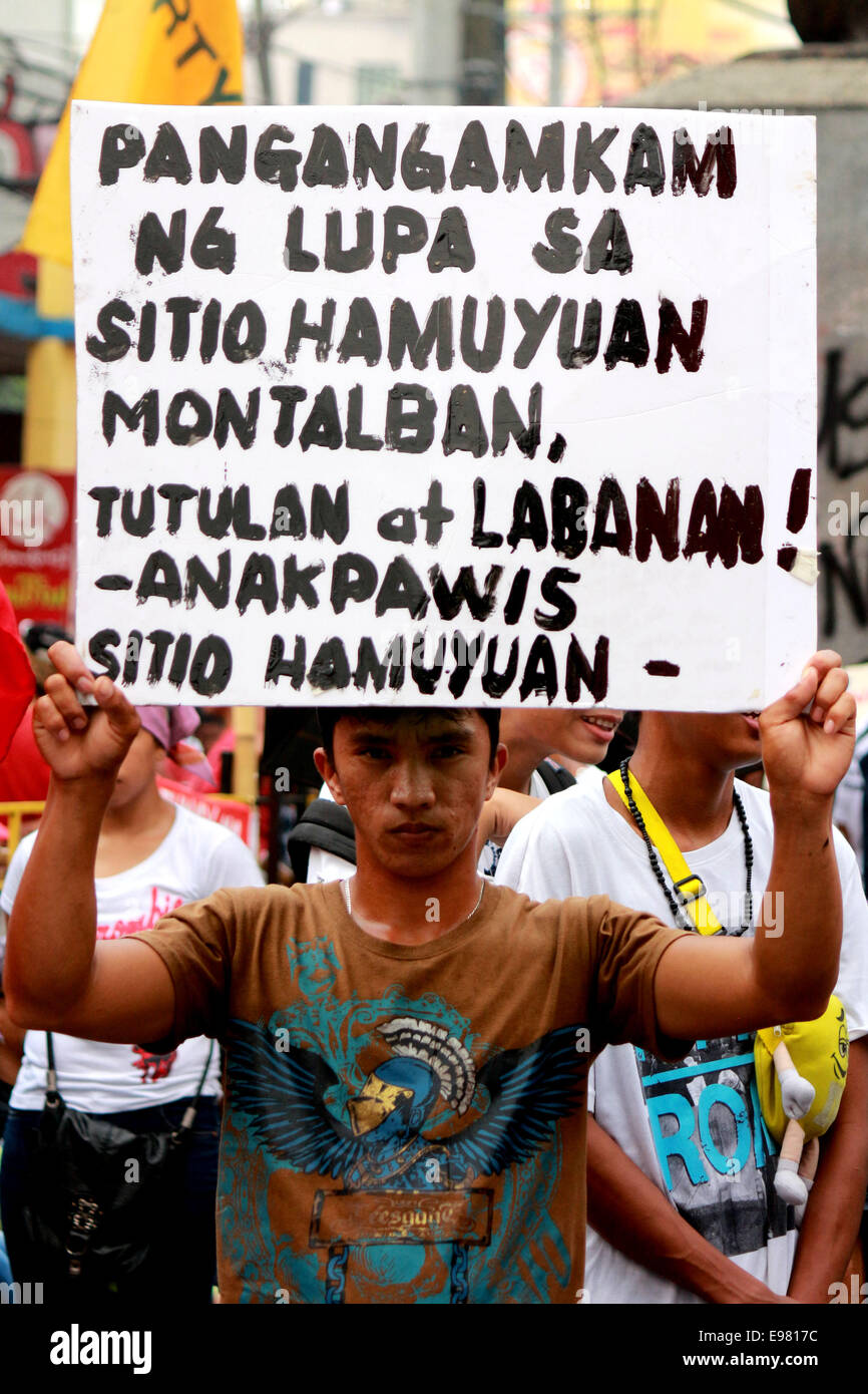 Manila City, The Philippines. 21st Oct, 2014. Farmers led by militant