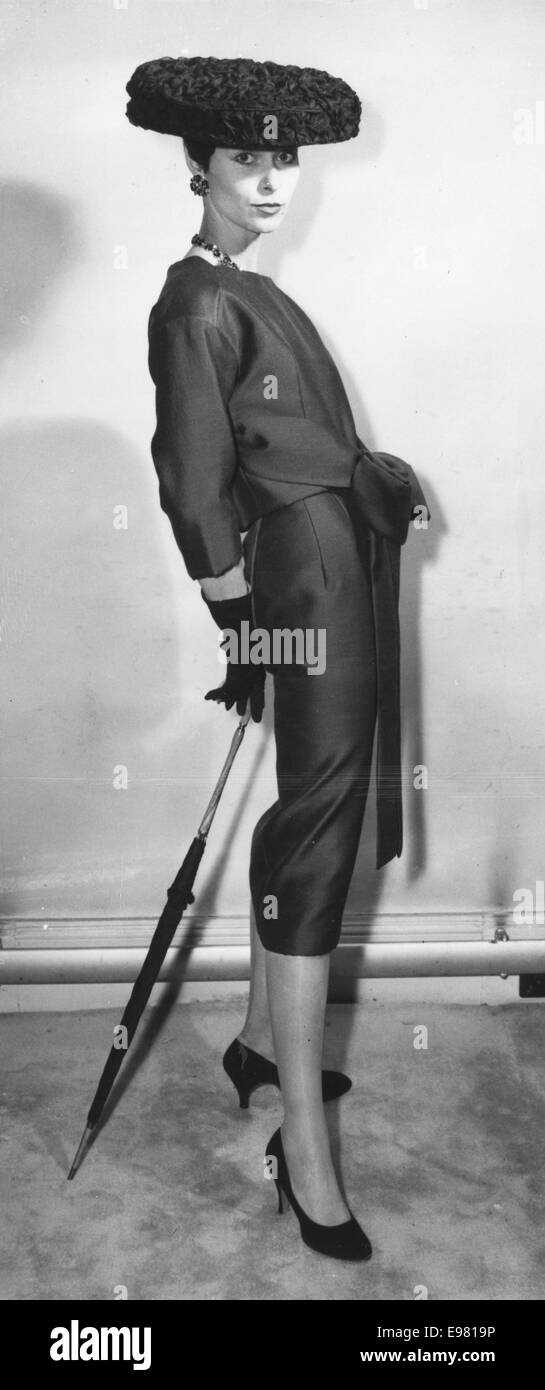 Christian dior 1956 hi-res stock photography and images - Alamy