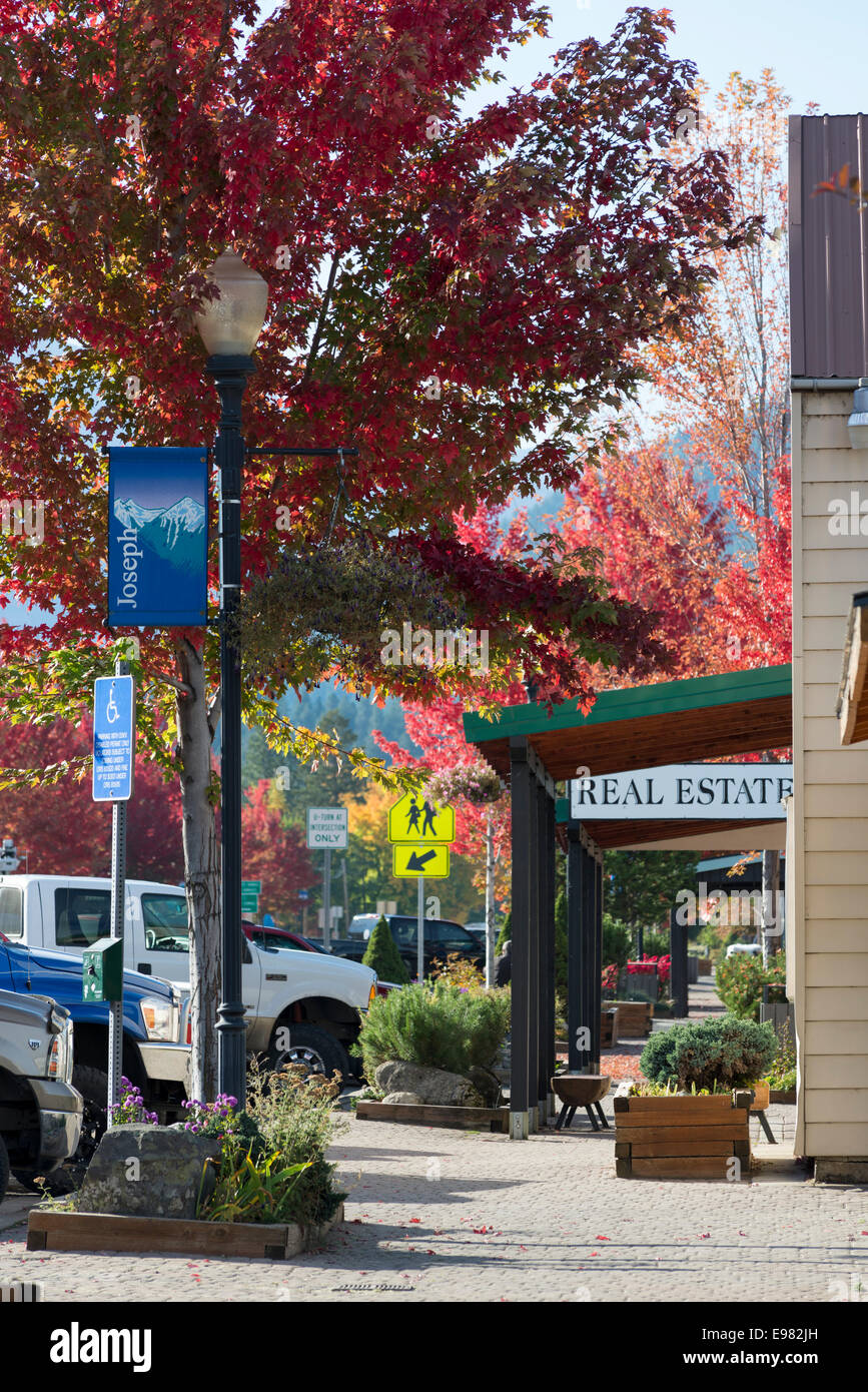 Sidewalk and shops in downtown Joseph Oregon Stock Photo Alamy