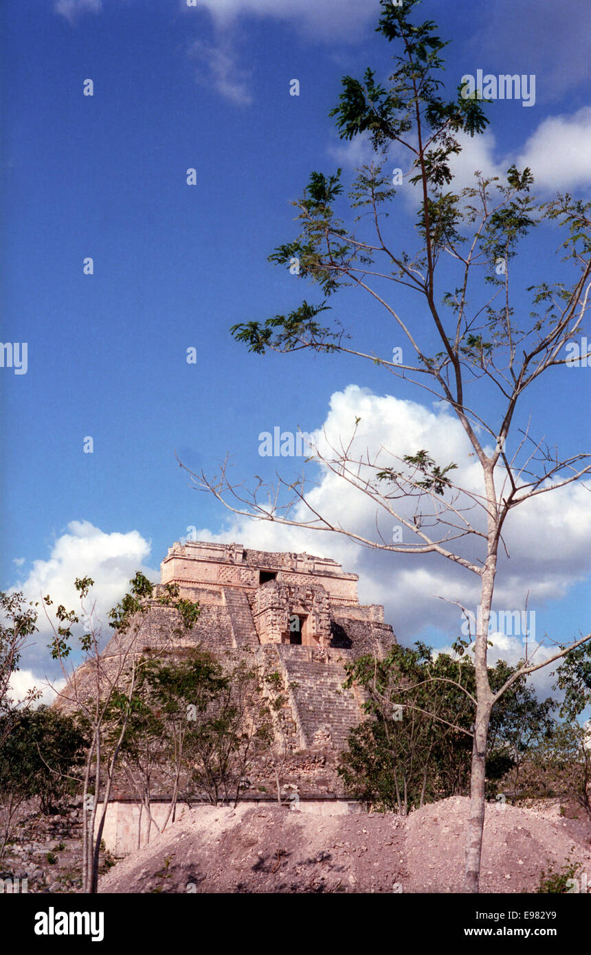 West side of the Pyramid of the Magician (1987) at the Mayan ruins of Uxmal, Yucatan, Mexico Stock Photo