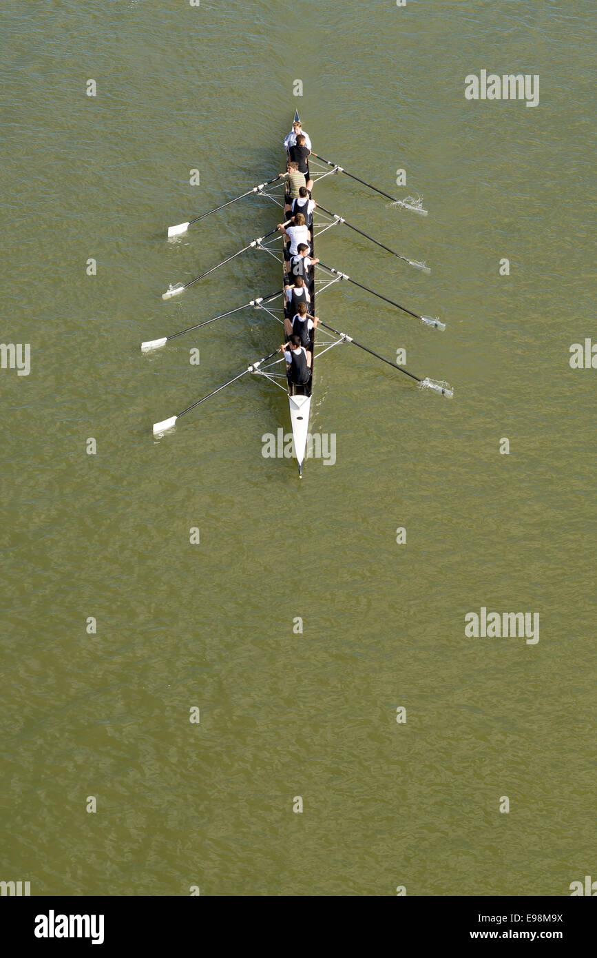Aerial view team rowing on water hi-res stock photography and images ...