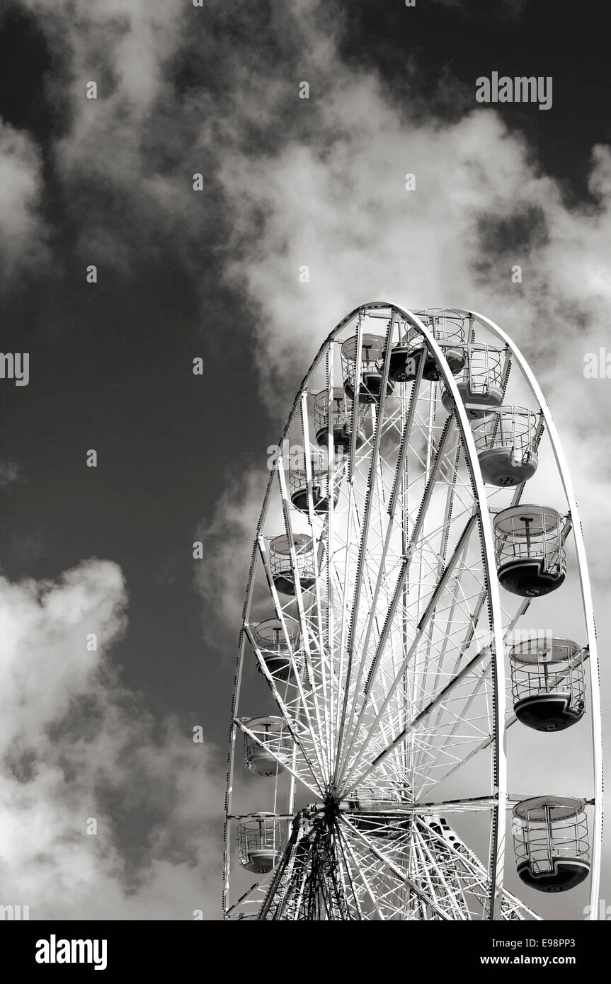 Ferris wheel against sky Stock Photo