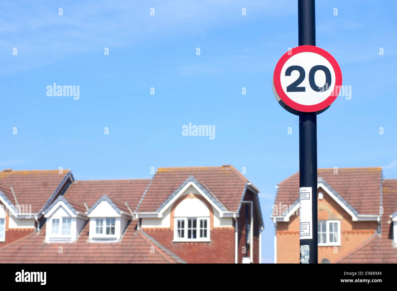 Speed limit sign on housing estate Stock Photo Alamy