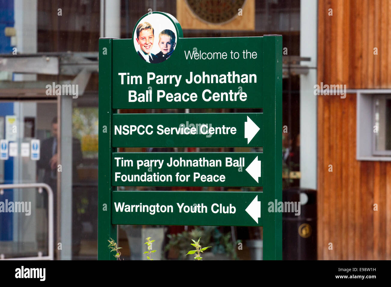 Warrington Youth Club, Peace Centre signs; as Sophie Countess of Wessex visiting the Tim Parry & Jonathan Ball centre in Warrington Stock Photo