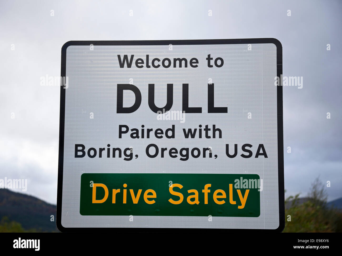 road-sign-for-dull-perth-and-kinross-per