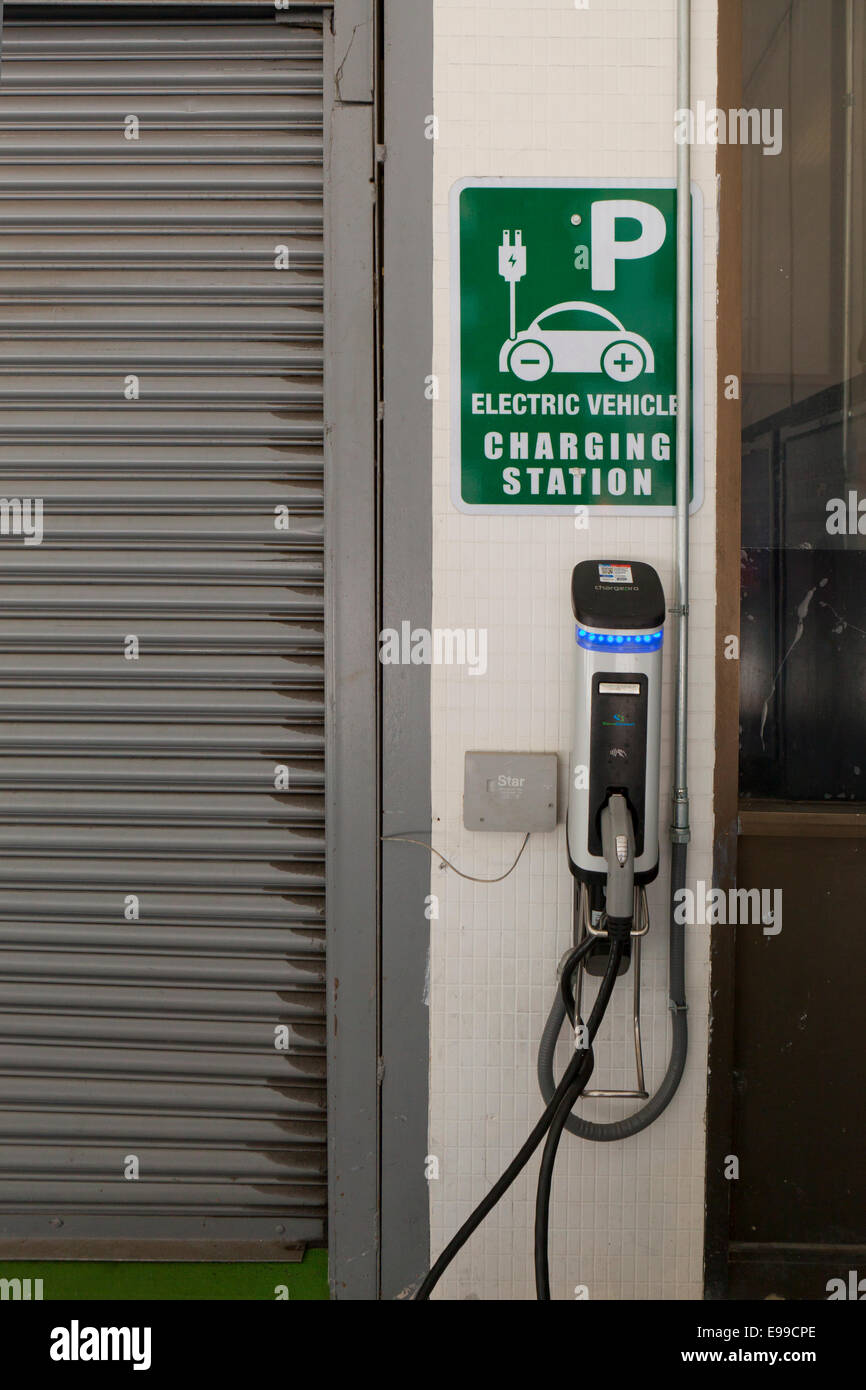 Electric vehicle charging station Washington, DC USA Stock Photo Alamy