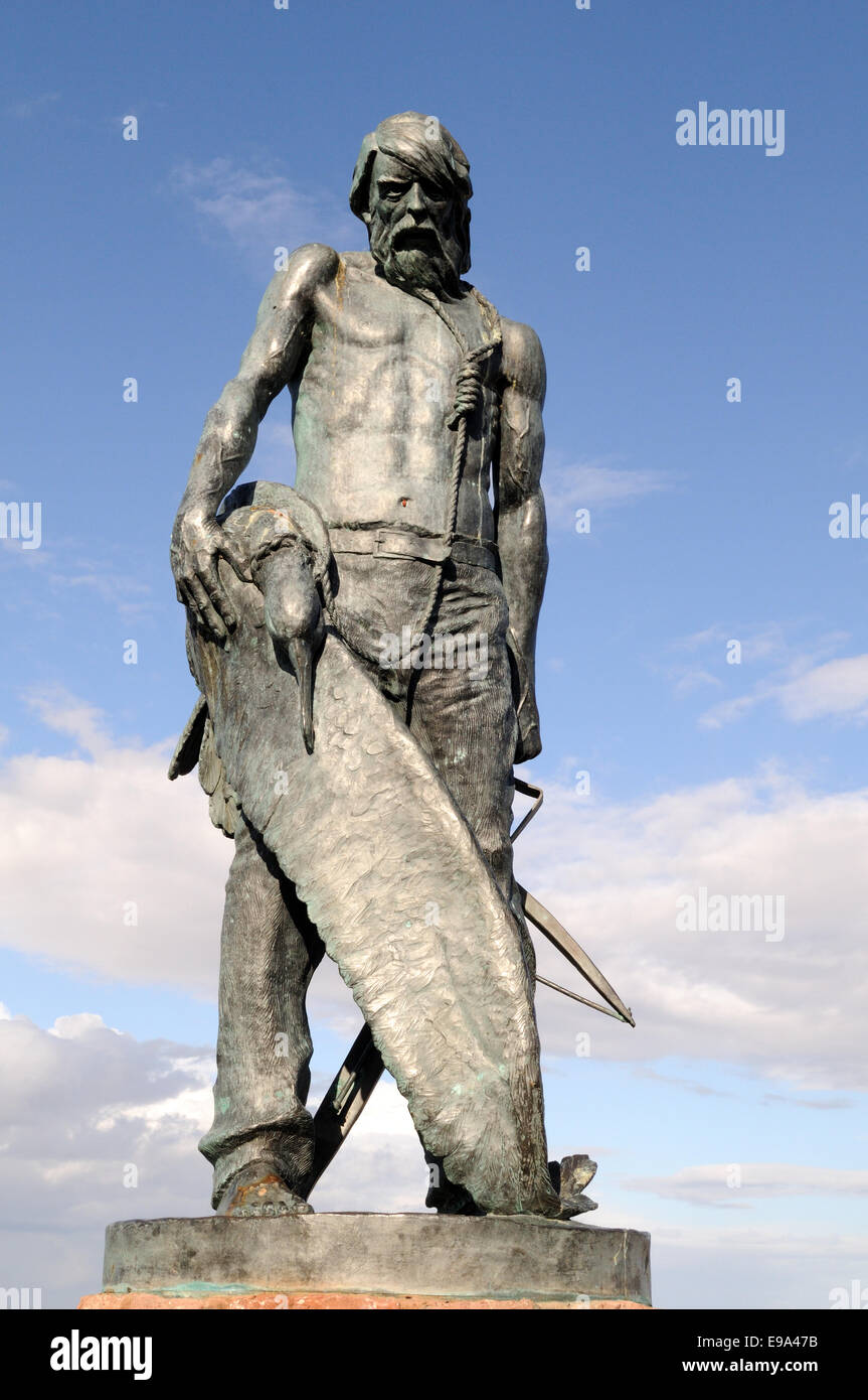 Bronze sculpture of Coleridge's ancient mariner overlooking Watchet
