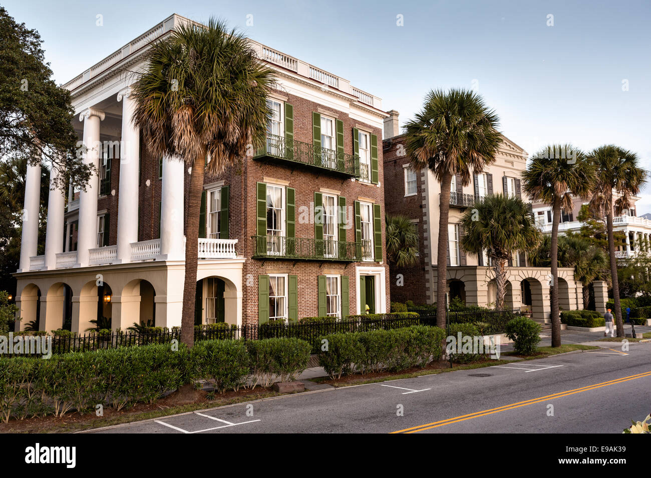 Homes along the Battery in historic Charleston, SC Stock Photo Alamy