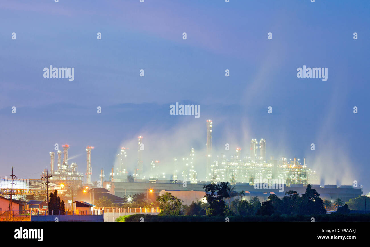Oil Refinery Plant Stock Photo - Alamy
