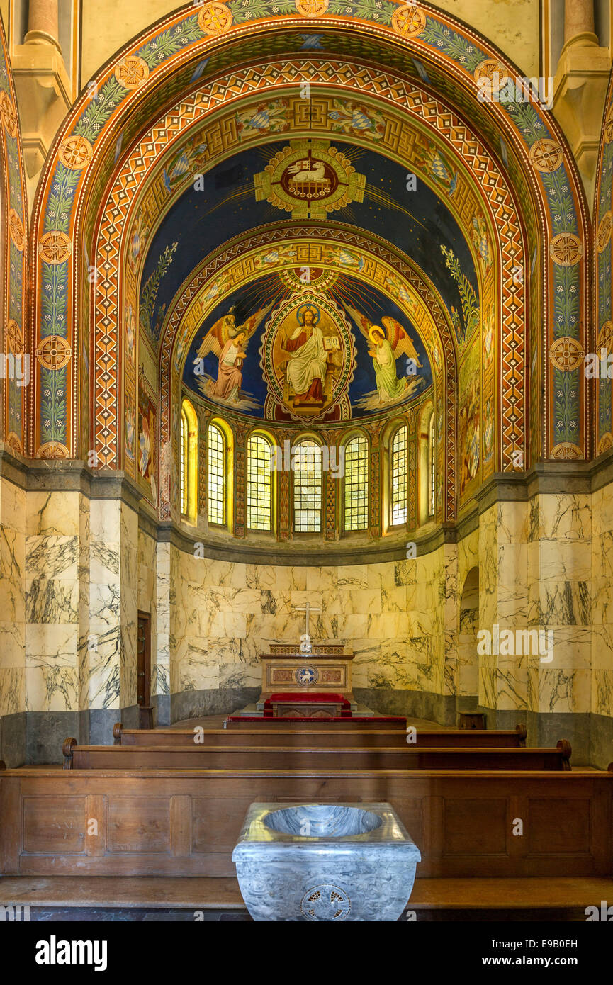 Interior of the votive chapel, memorial to King Ludwig II of Bavaria