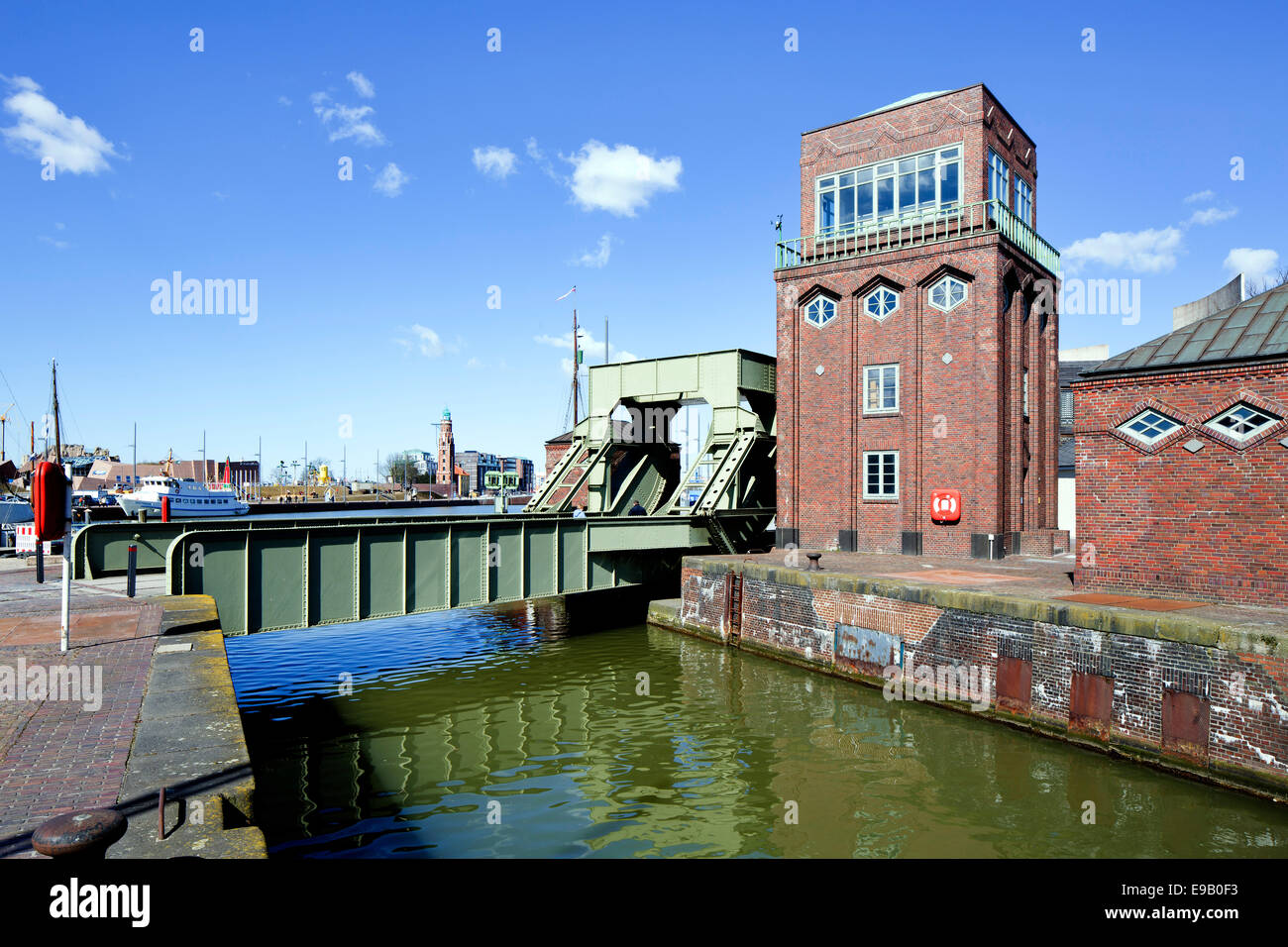 Bascule bridge between the Alter Hafen and Neuer Hafen ports, Havenwelten district, Bremerhaven, Bremen, Germany Stock Photo