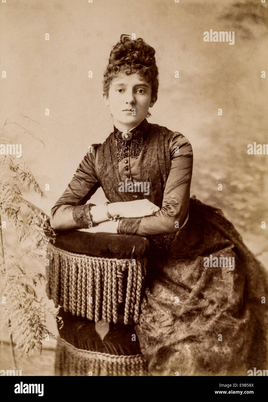 Victorian Cabinet Card Studio Portrait Of Young Woman From The