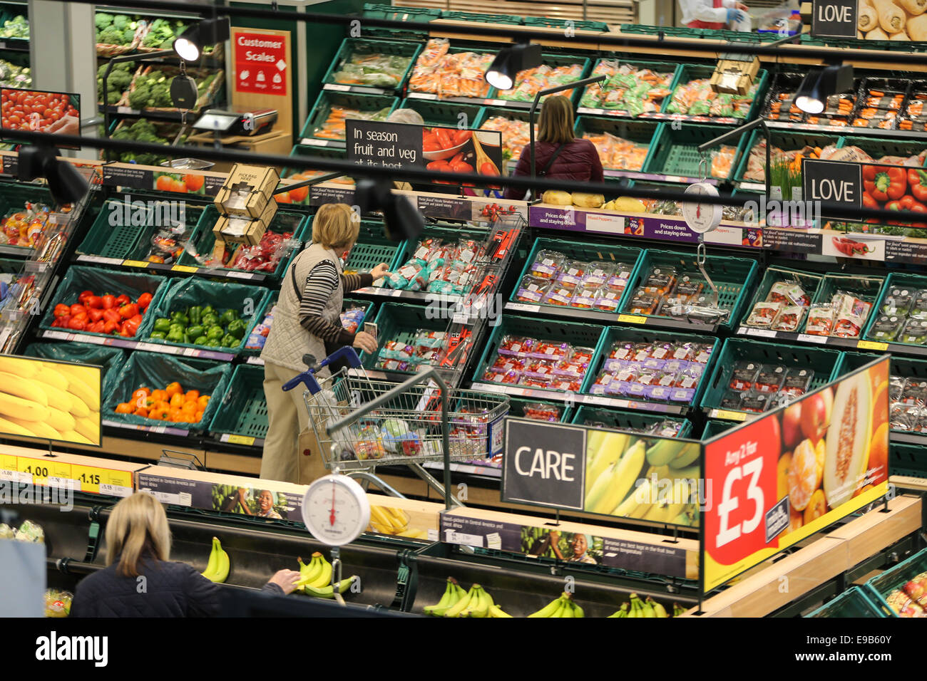 TESCO SUPERMARKET IN BAR HILL CAMBRIDGE Stock Photo Alamy