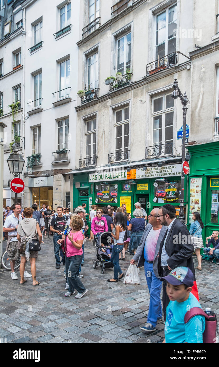 street scene, rue de rosiers, marais district, hosting one of the jewish communities of paris, marais district Stock Photo
