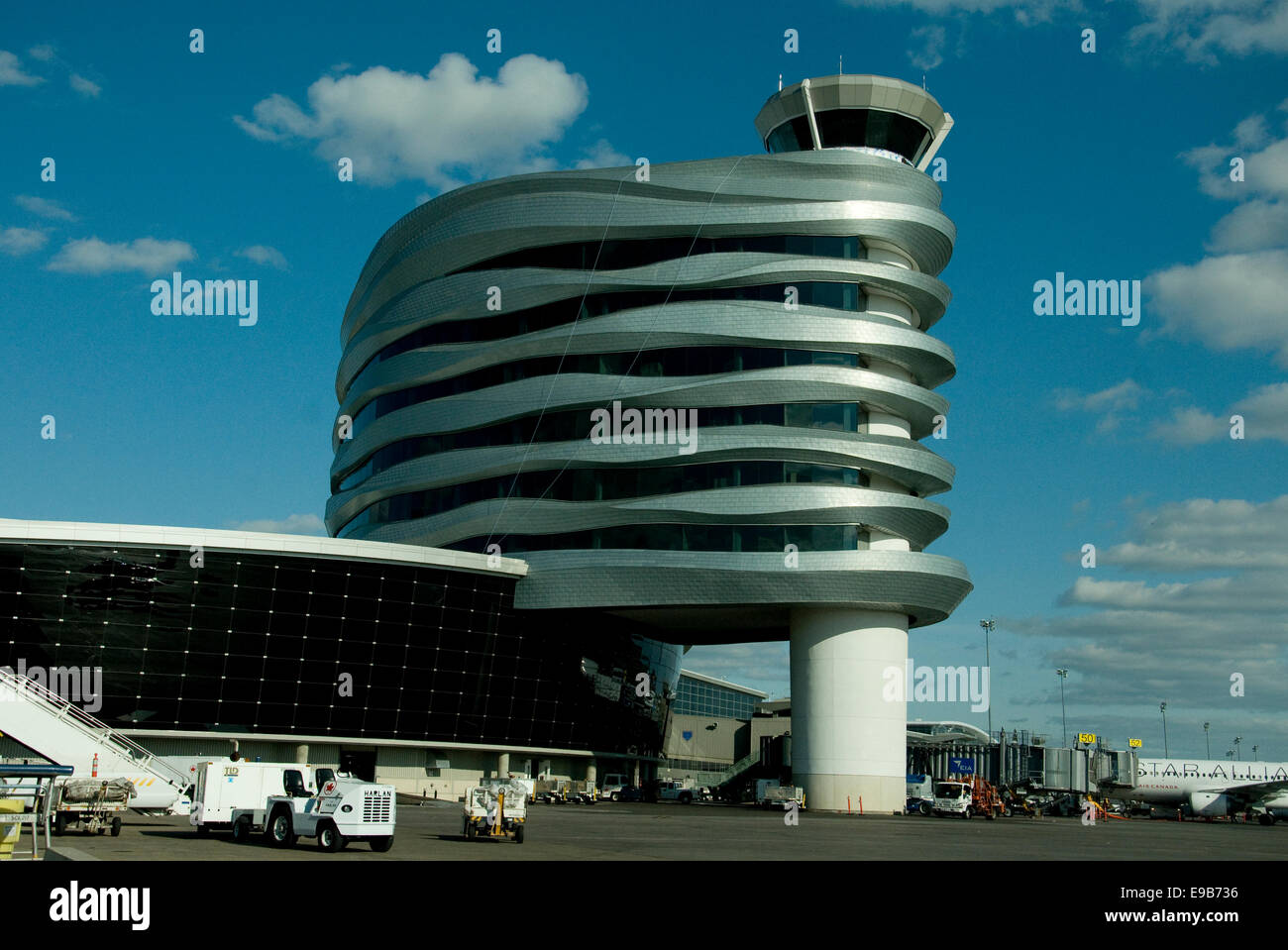 An architecturally creative parkade, or multistorey car park, at Canada's Edmonton International Airport Stock Photo