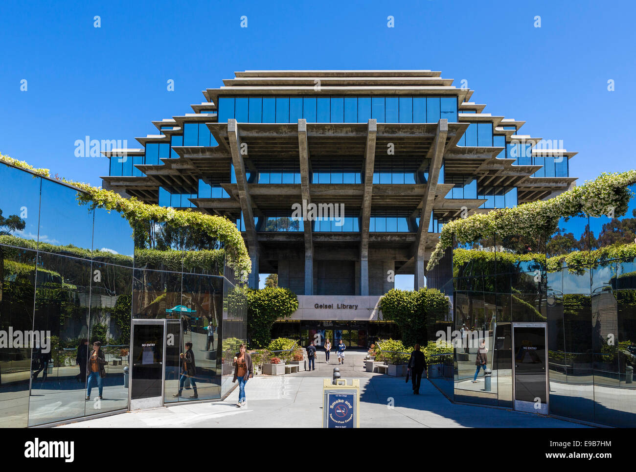The William Pereira designed Geisel Library at the University of California San Diego, La Jolla, California, USA Stock Photo