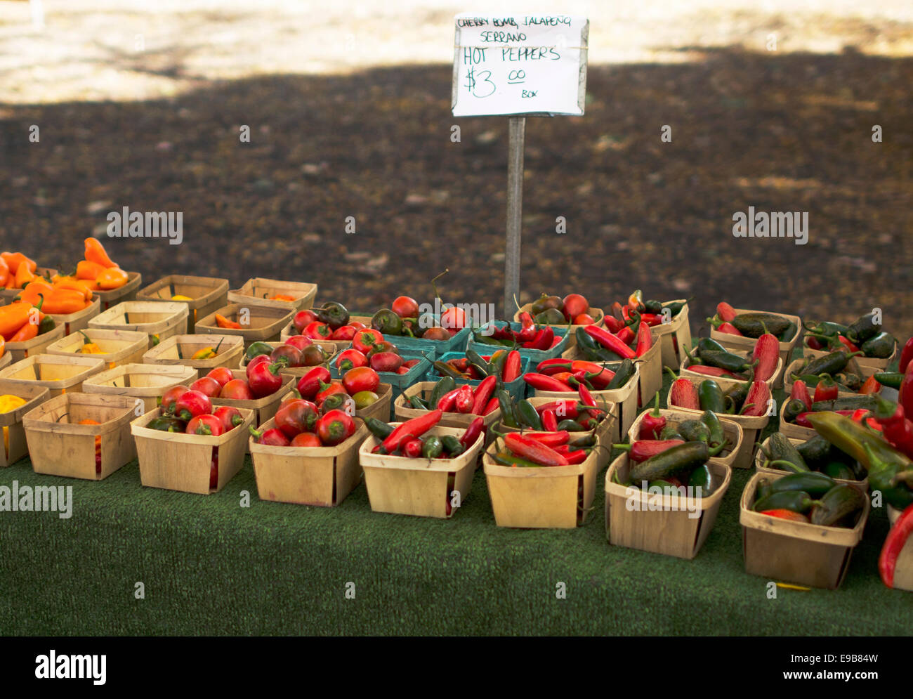 Red peppers at a farmer's market in Lincoln Park Stock Photo