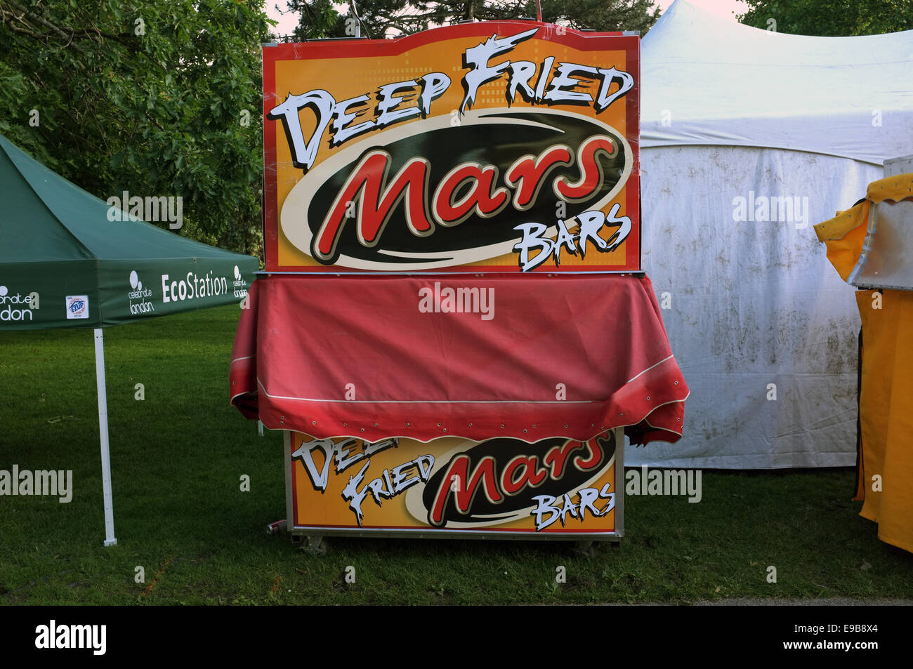 Deep fried mars bars hires stock photography and images Alamy
