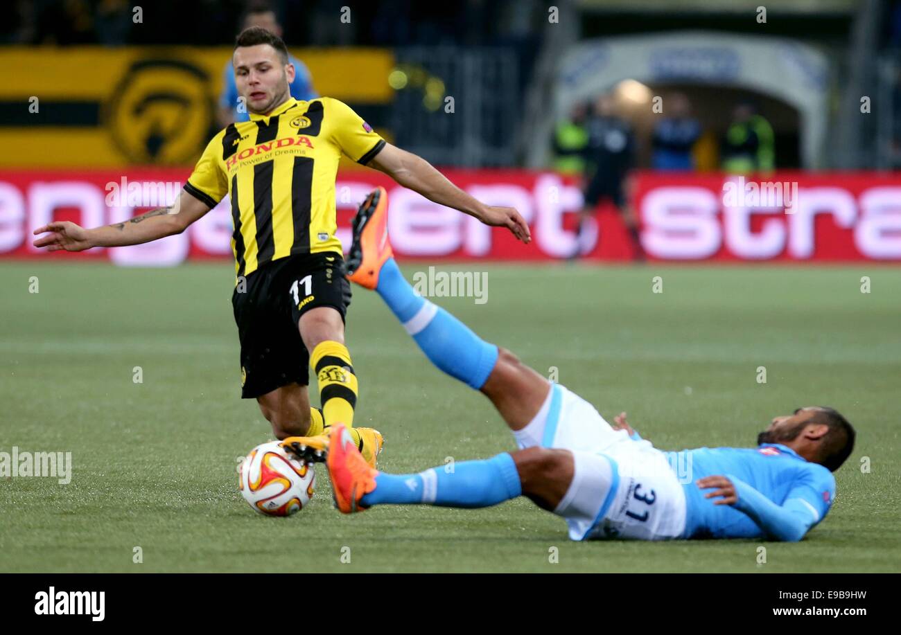 Bern, Switzerland. 23rd Oct, 2014. Europa League football. BSC Young Boys versus Napoli. YBs Renato Steffen challenged by Napoli's Faouzi Ghoulam Credit:  Action Plus Sports/Alamy Live News Stock Photo