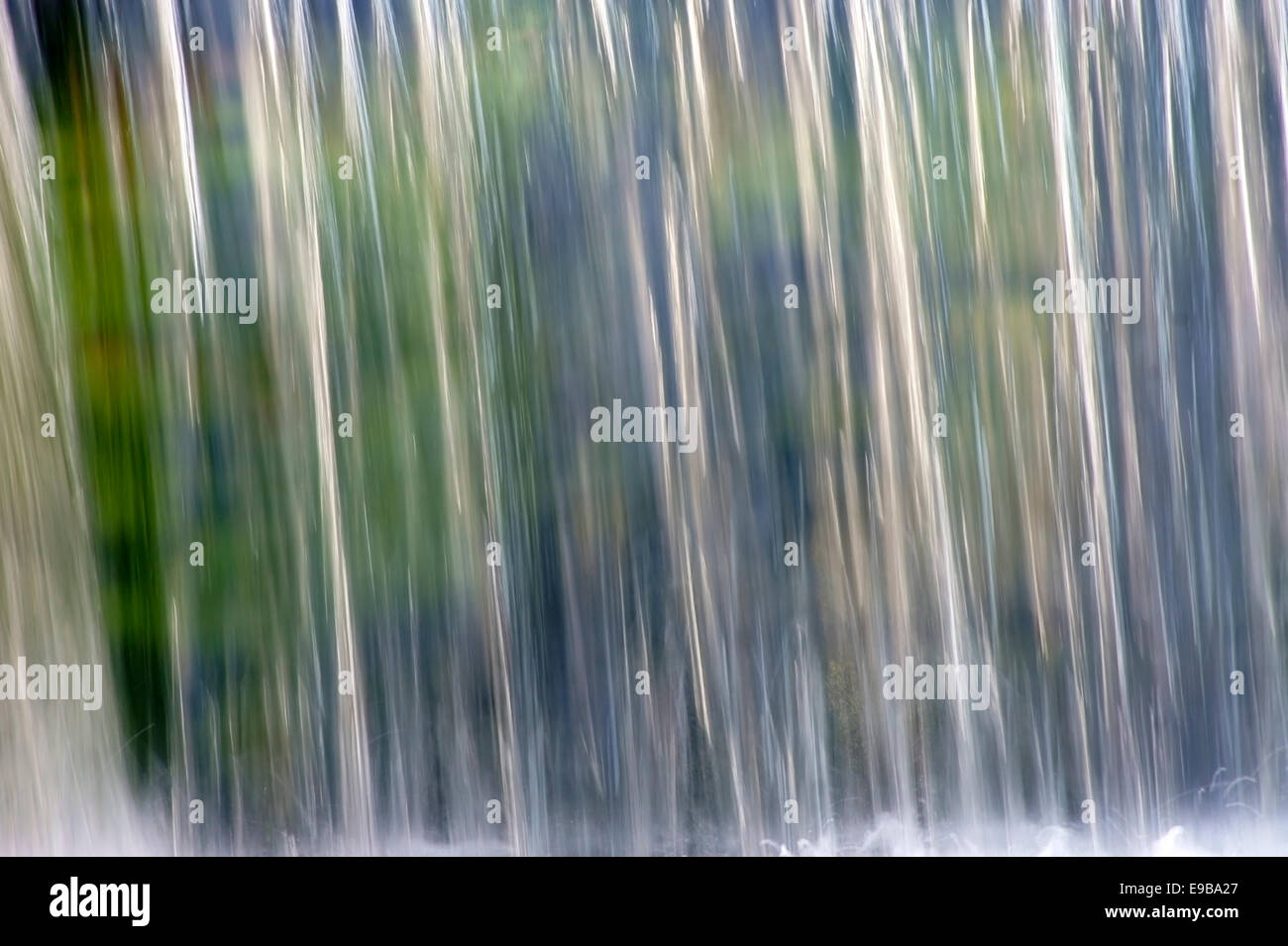 Water splash play close up hi-res stock photography and images - Alamy