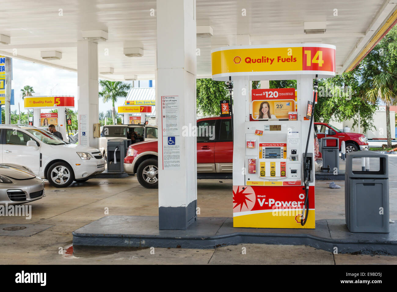 Miami Florida,Shell,gas station,petrol,pump,self-service,visitors travel traveling tour tourist tourism landmark landmarks culture cultural,vacation g Stock Photo